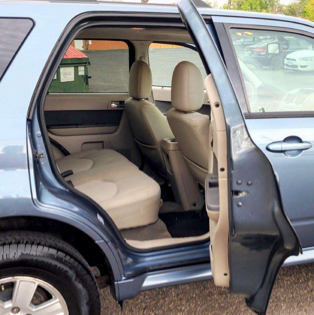 Mercury Mariner  2011