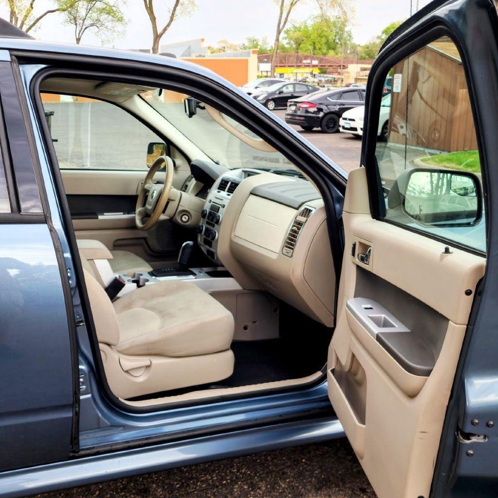 Mercury Mariner  2011
