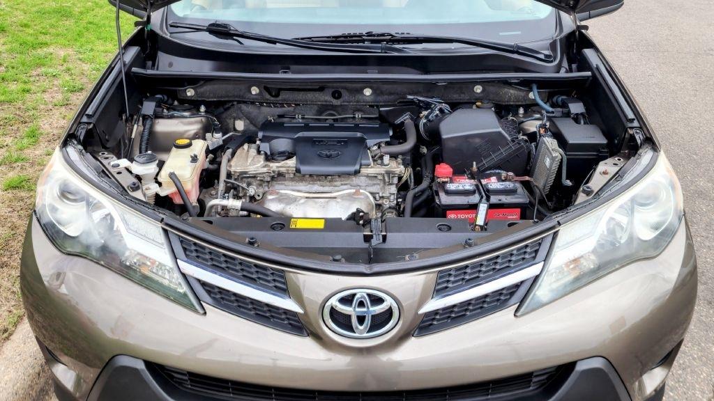 Toyota RAV4  2013