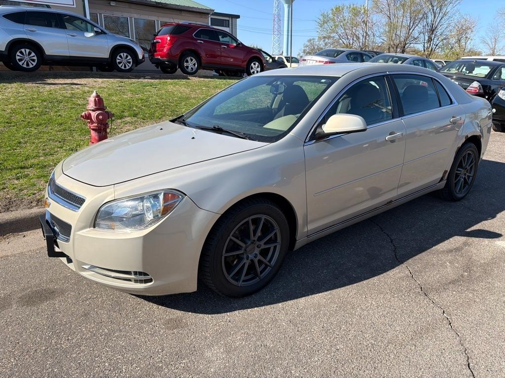 Chevrolet Malibu  2011