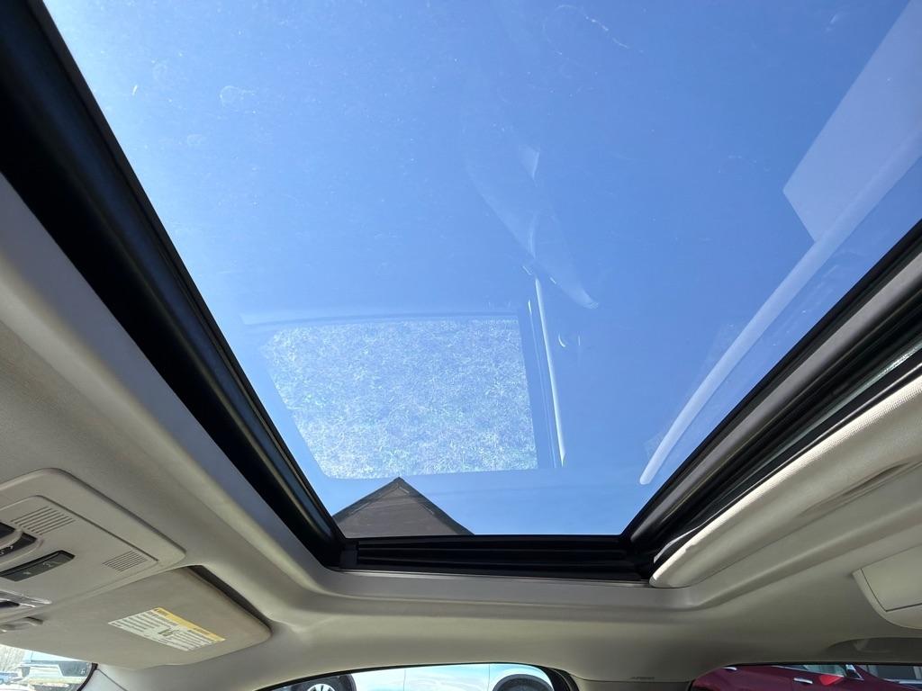 Chevrolet Suburban  2013