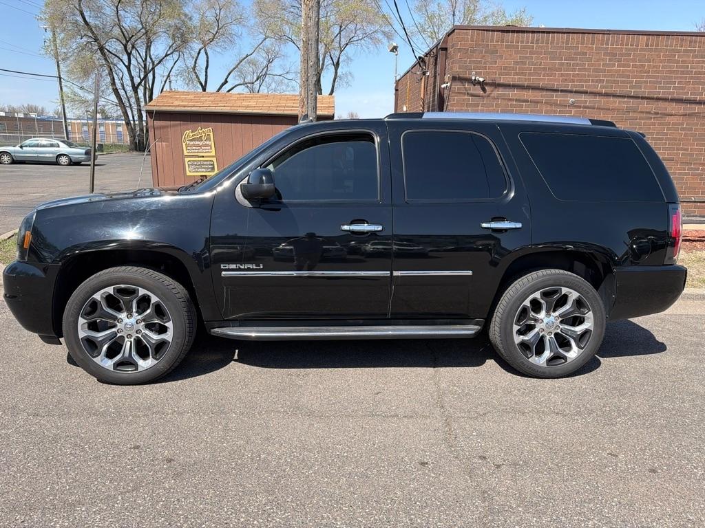 GMC Yukon Denali  2013