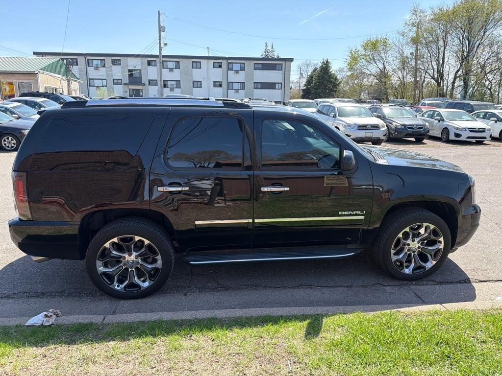 GMC Yukon Denali  2013