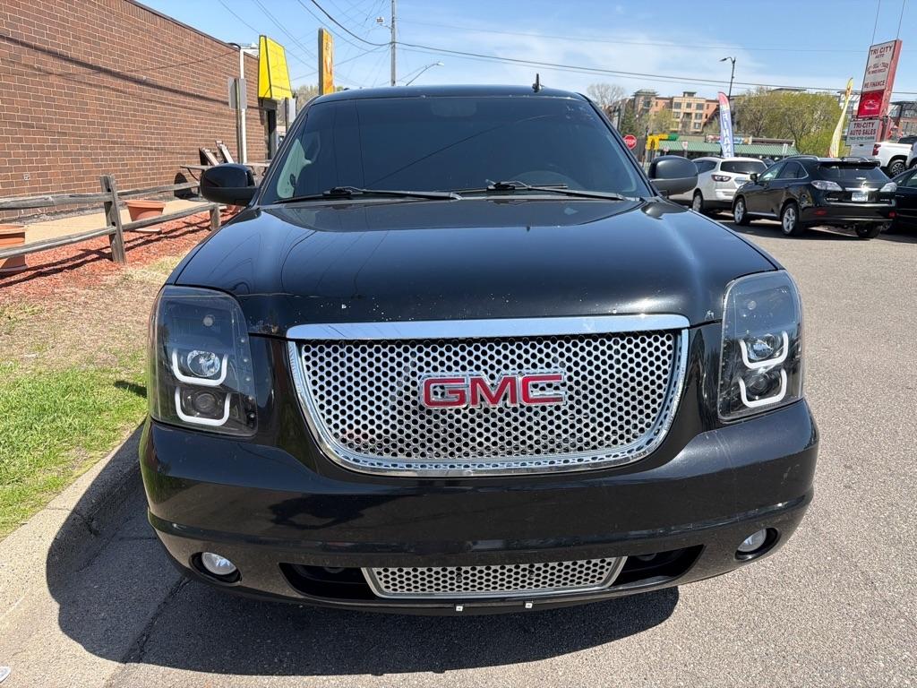 GMC Yukon Denali  2013