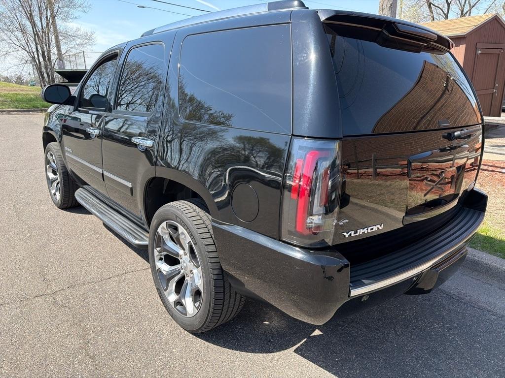 GMC Yukon Denali  2013