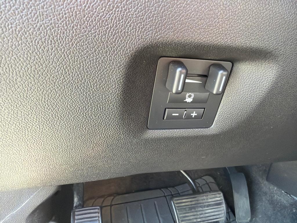 GMC Yukon Denali  2013