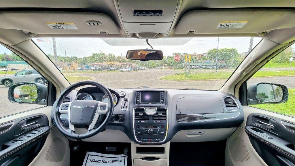 Chrysler Town & Country  2016