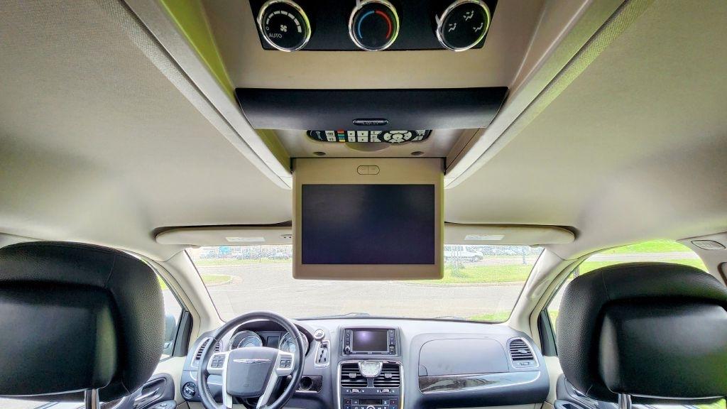 Chrysler Town & Country  2016