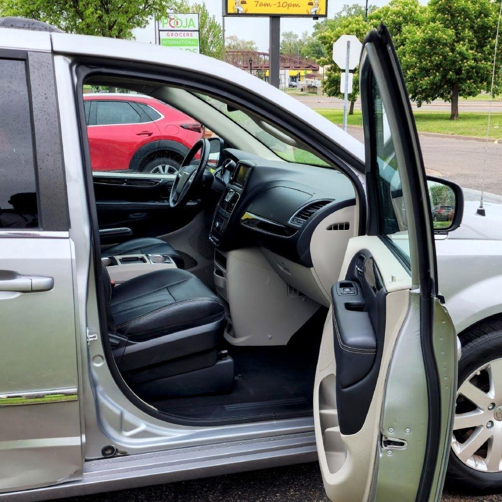 Chrysler Town & Country  2016