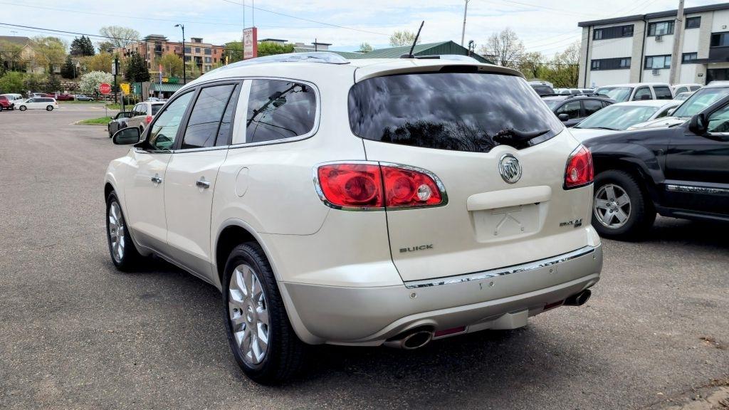 Buick Enclave  2011