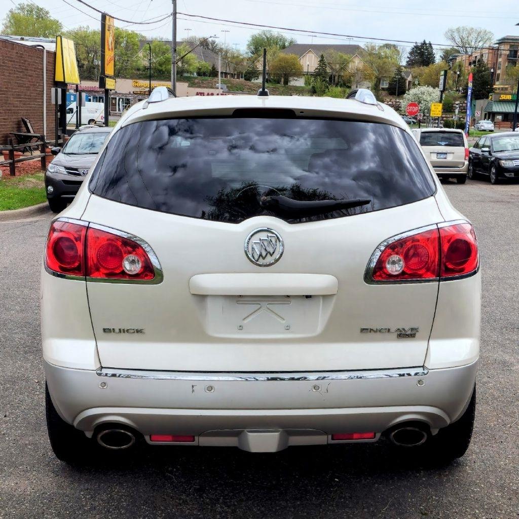 Buick Enclave  2011