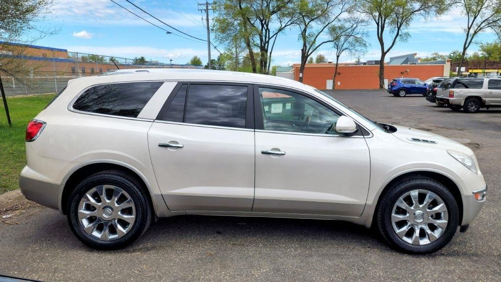 Buick Enclave  2011