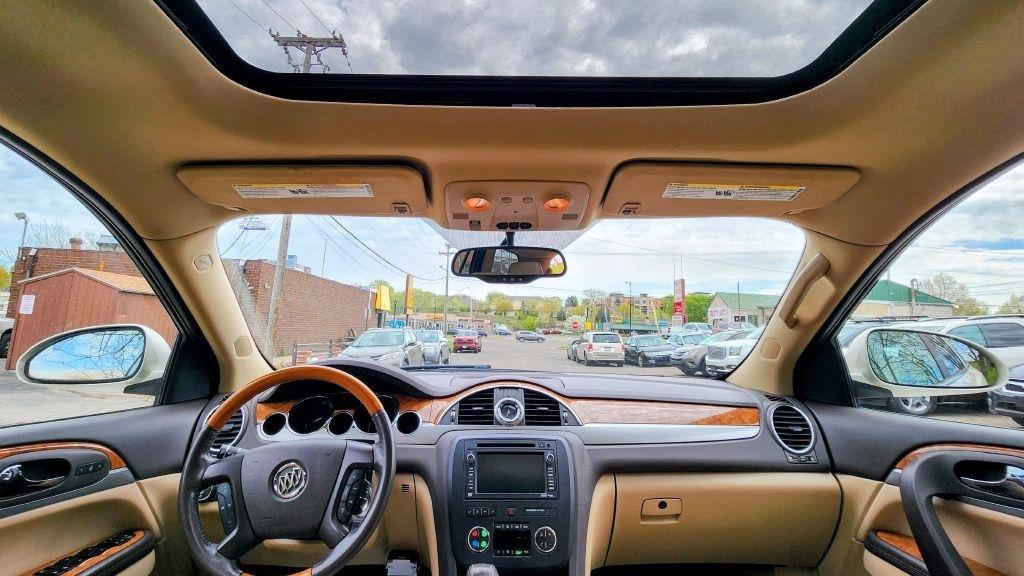 Buick Enclave  2011