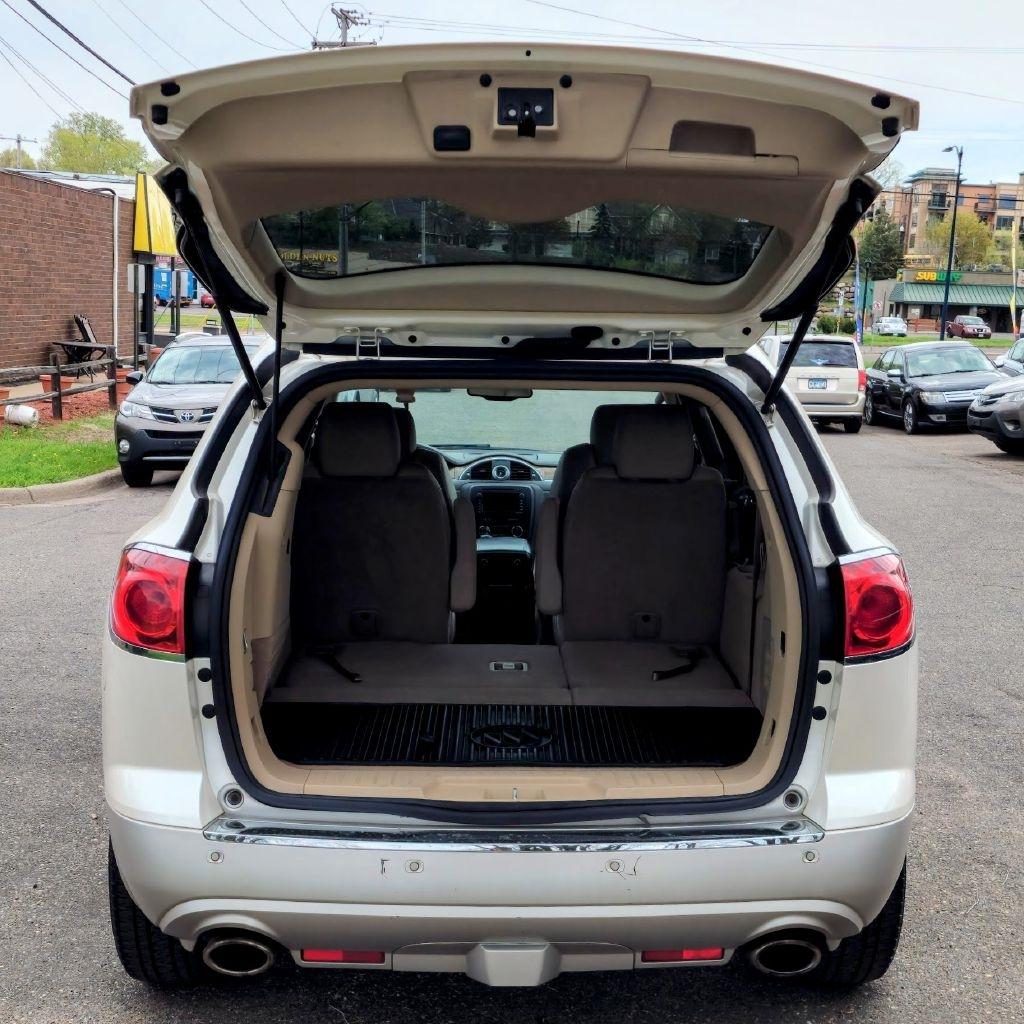 Buick Enclave  2011