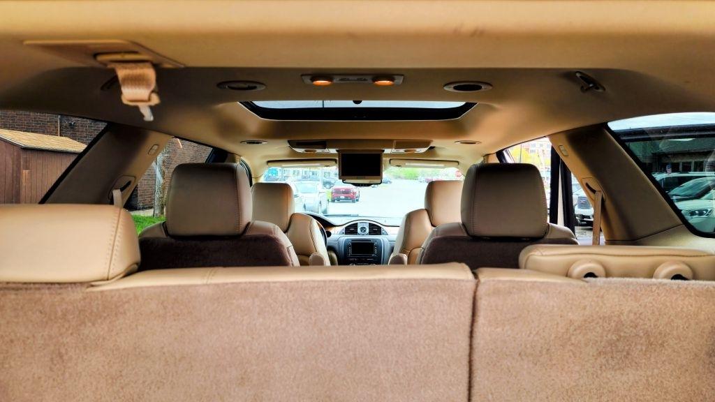 Buick Enclave  2011