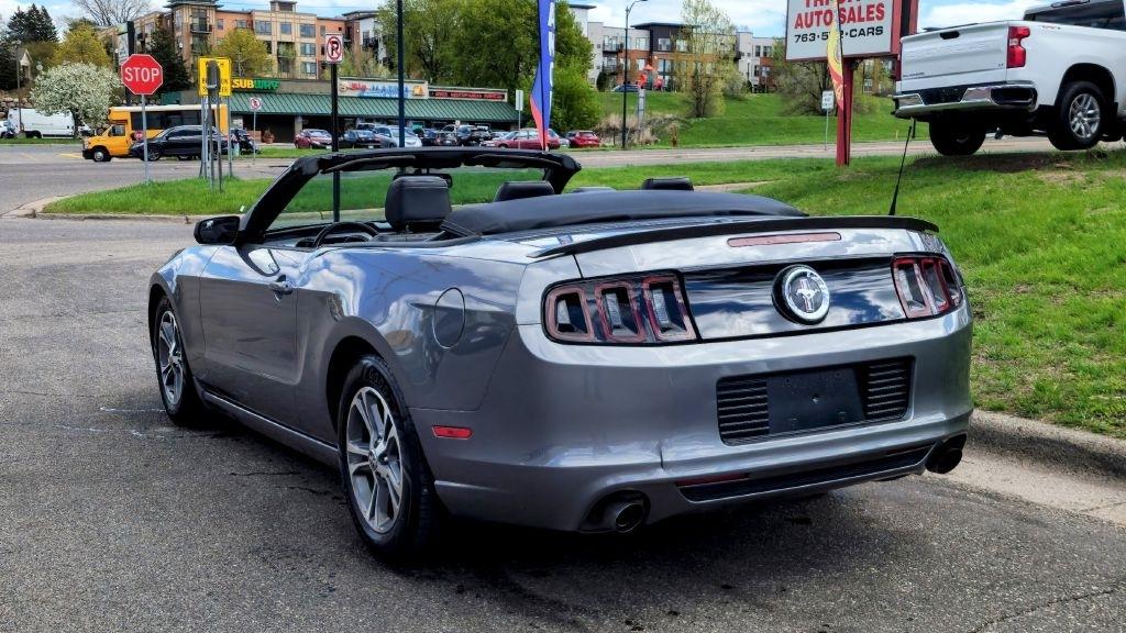 Ford Mustang  2014