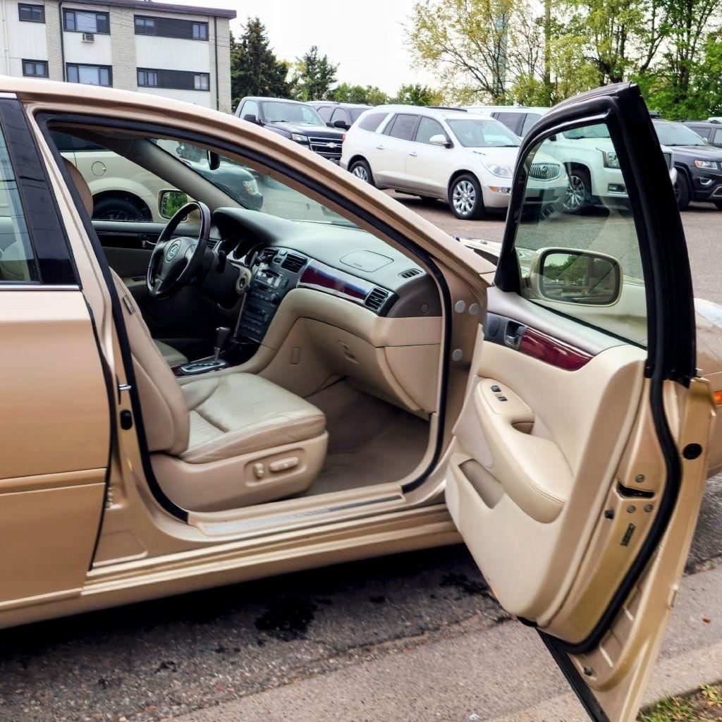 Lexus ES 330  2004