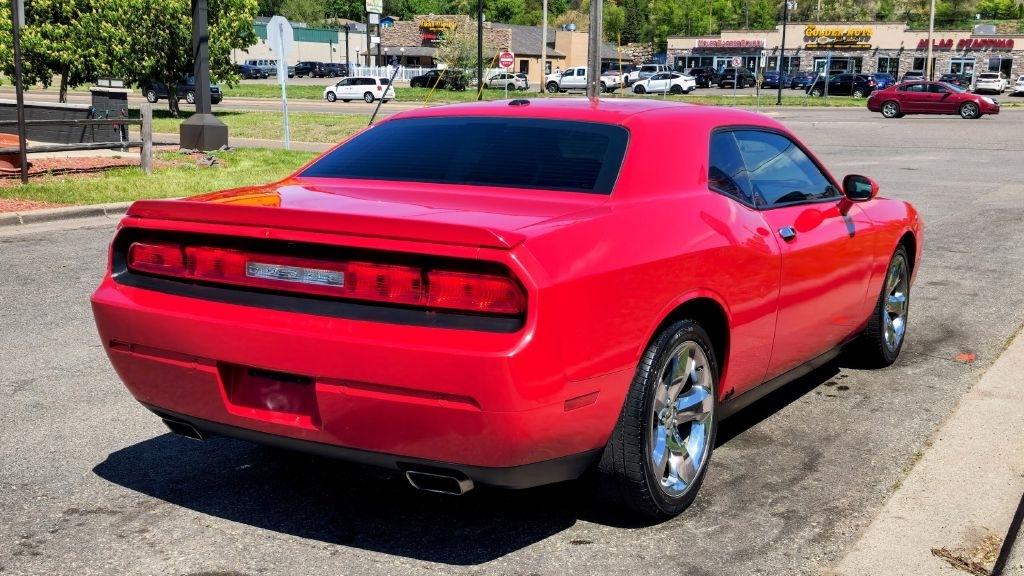 Dodge Challenger  2013