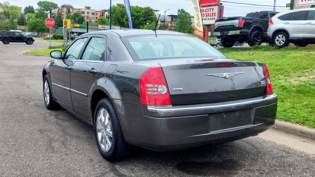 Chrysler 300  2008