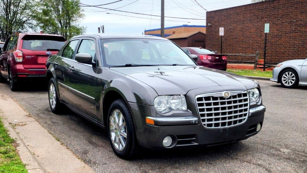 Chrysler 300  2008