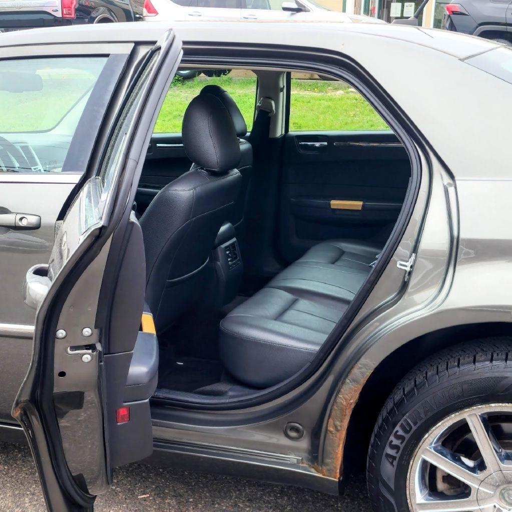 Chrysler 300  2008