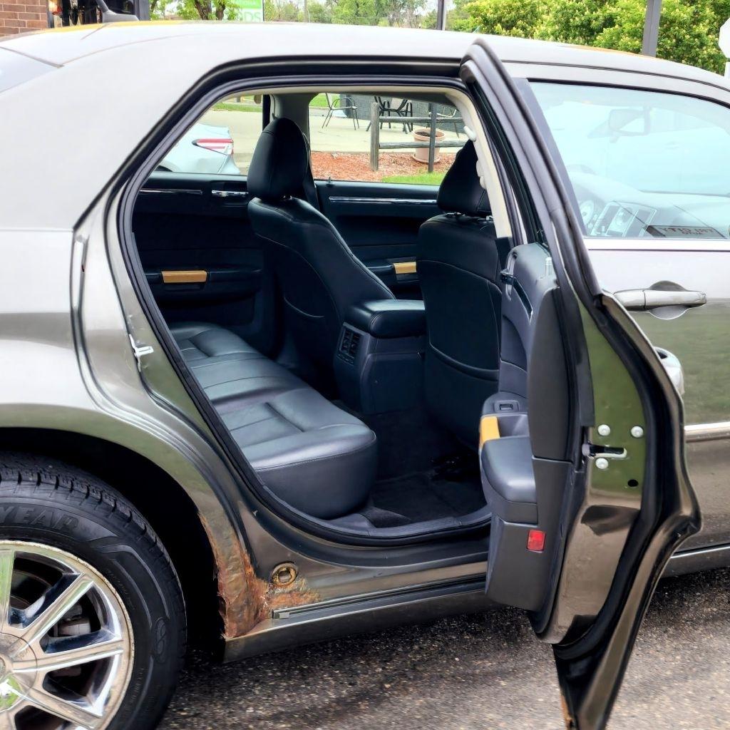 Chrysler 300  2008