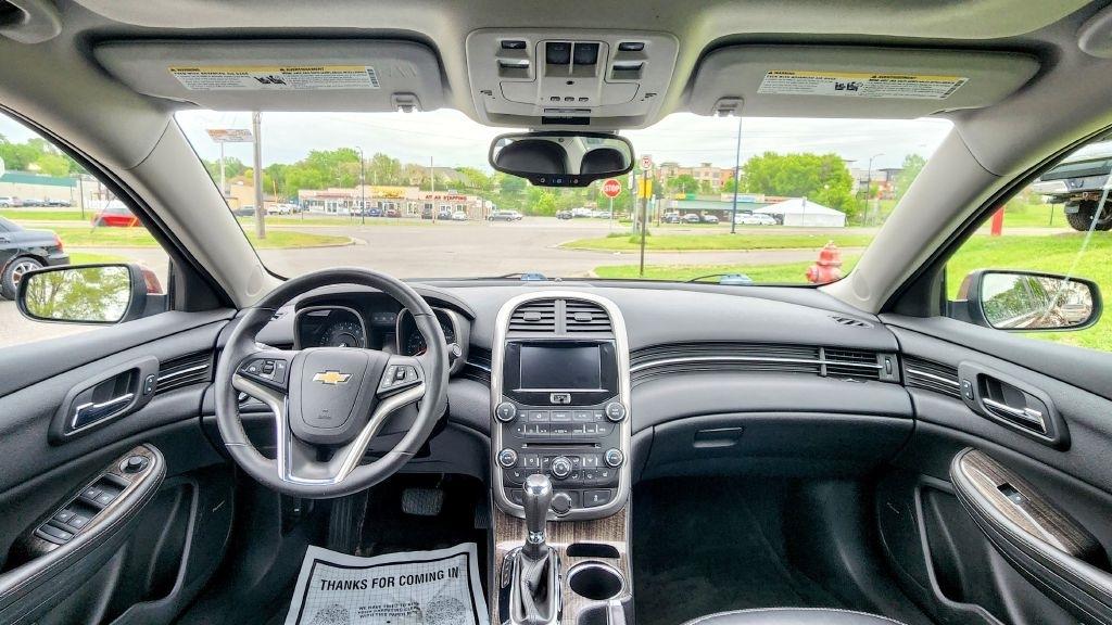 Chevrolet Malibu  2015