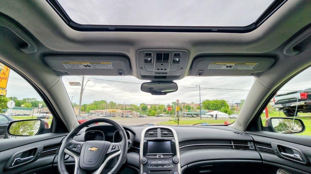 Chevrolet Malibu  2015