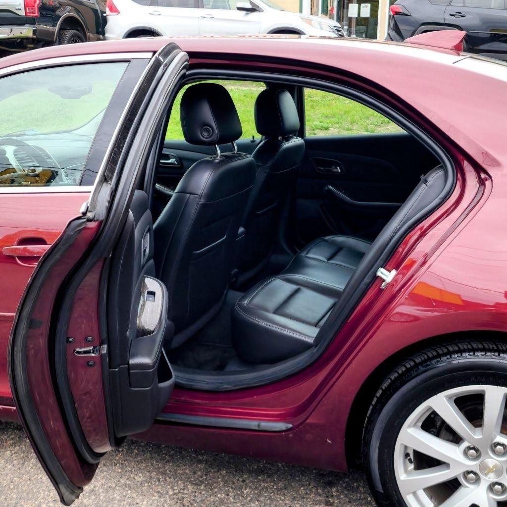 Chevrolet Malibu  2015