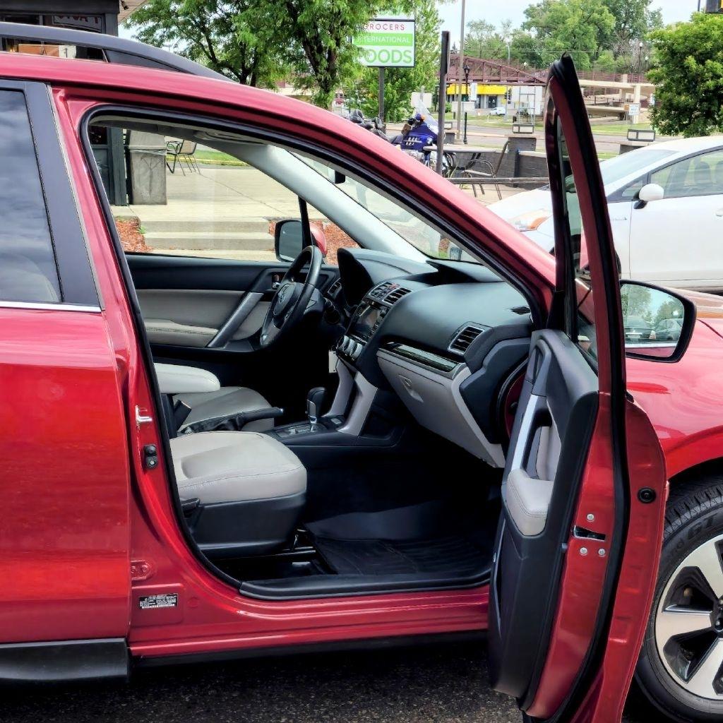 Subaru Forester  2017