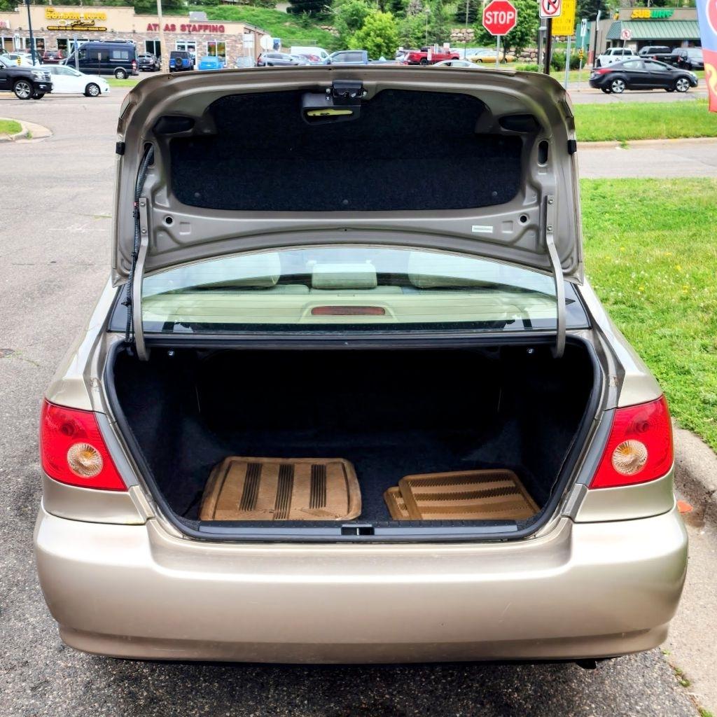 Toyota Corolla  2006