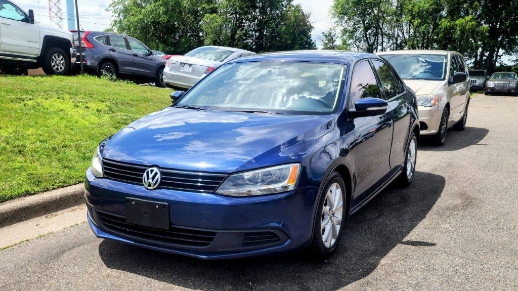Volkswagen Jetta  2011