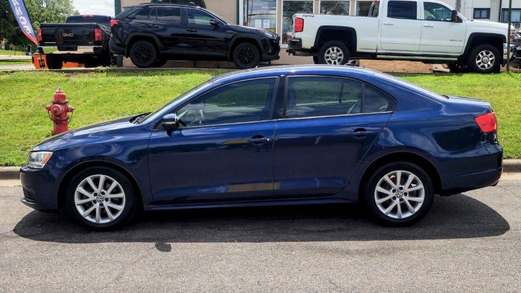 Volkswagen Jetta  2011