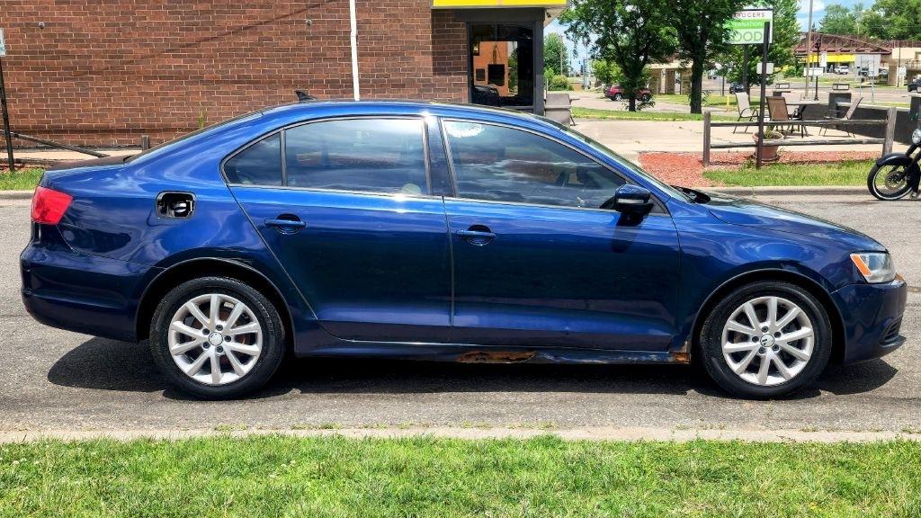 Volkswagen Jetta  2011