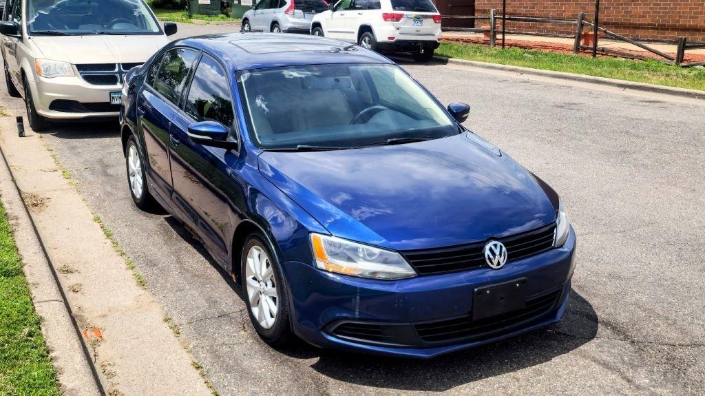 Volkswagen Jetta  2011