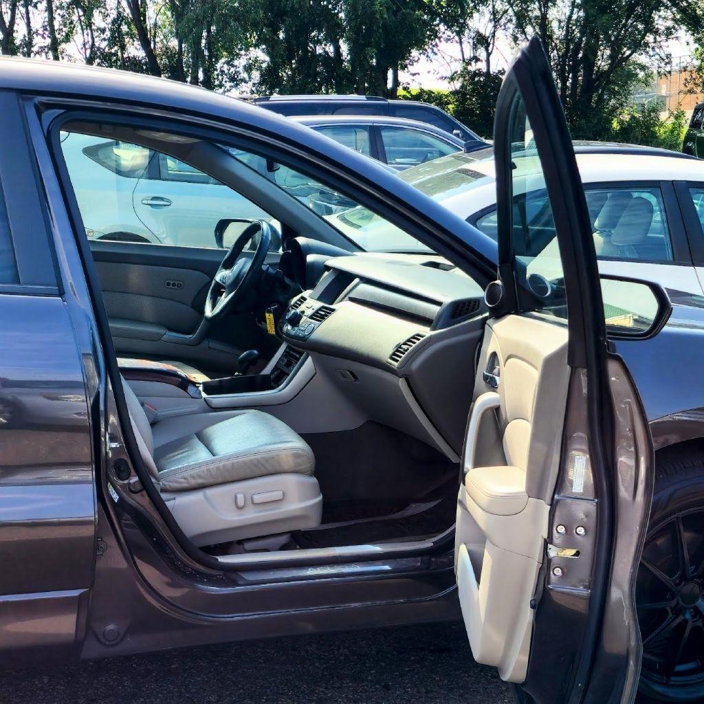 Acura RDX  2011