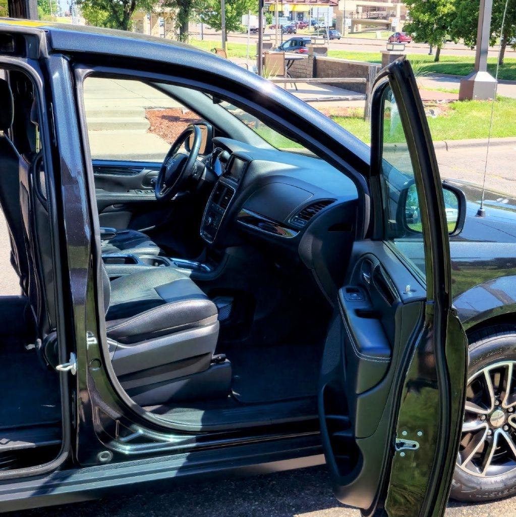 Dodge Grand Caravan  2018