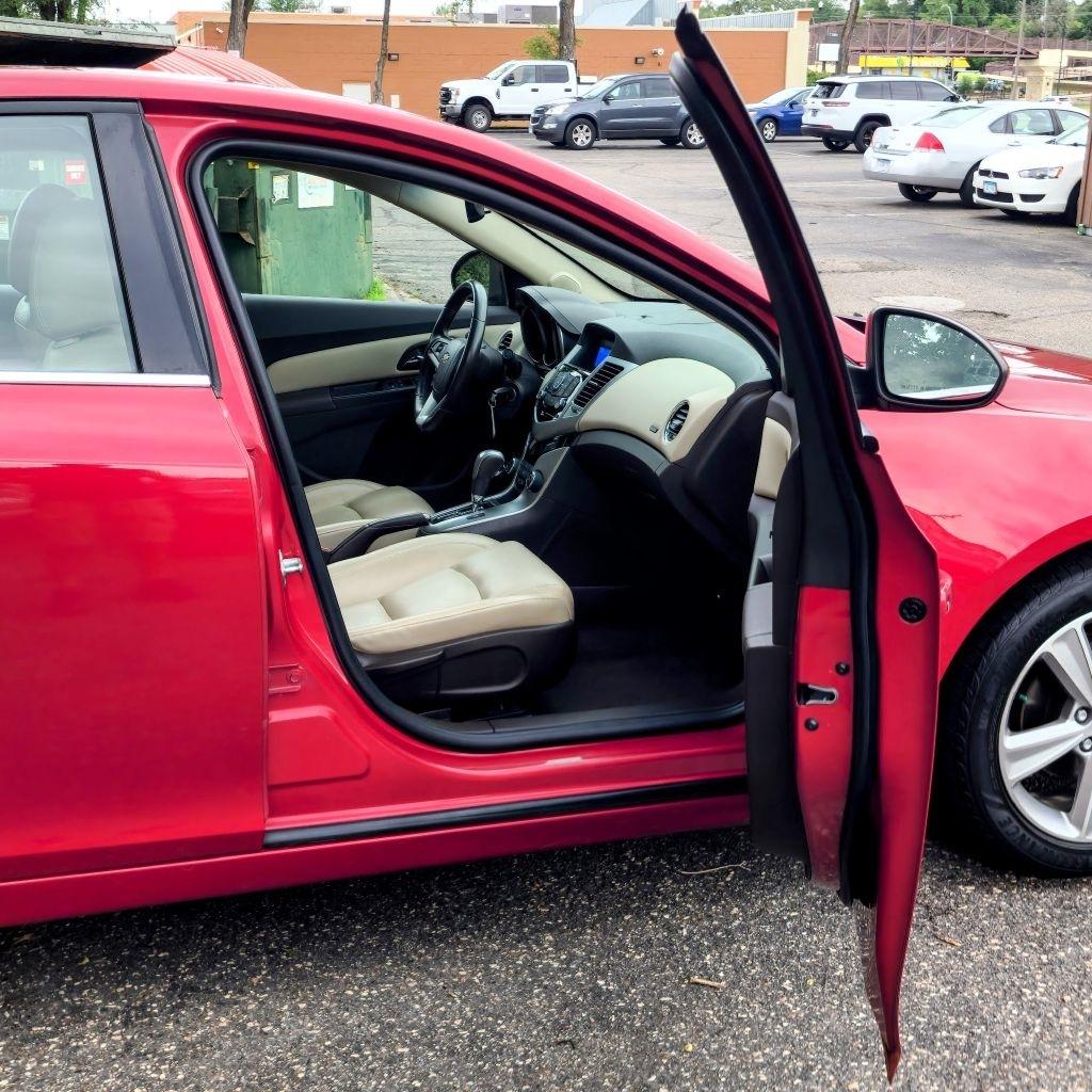 Chevrolet Cruze  2012