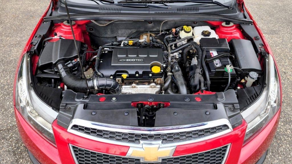 Chevrolet Cruze  2012