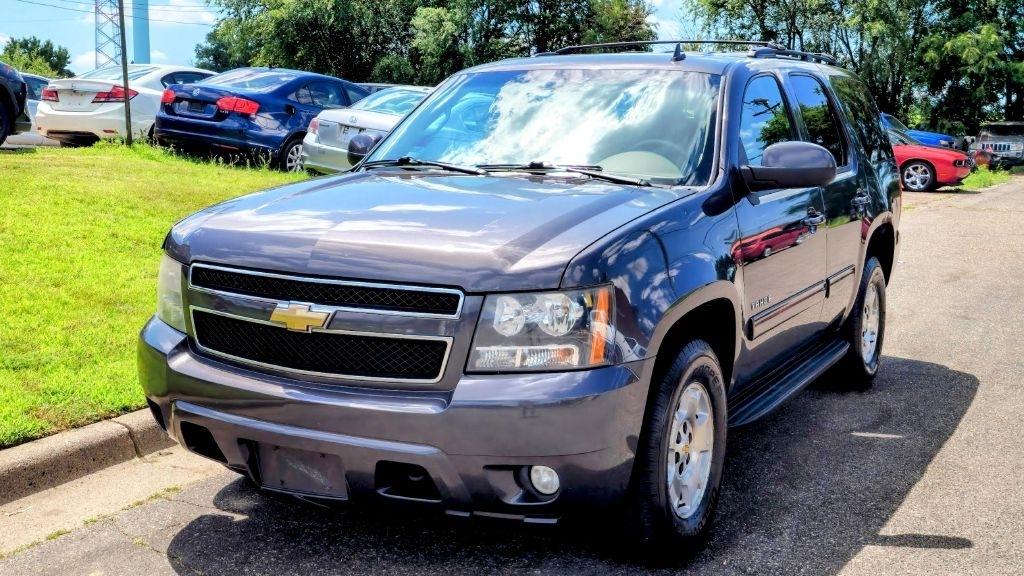 Chevrolet Tahoe  2010