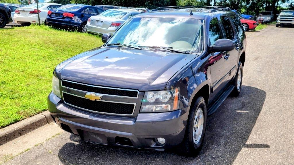 Chevrolet Tahoe  2010