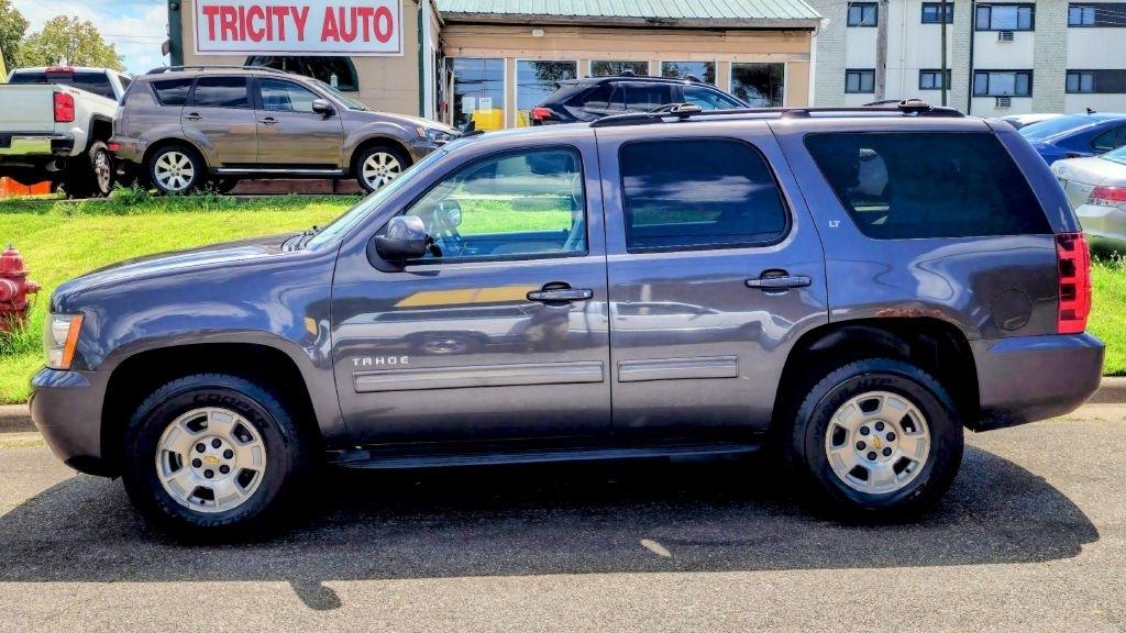 Chevrolet Tahoe  2010