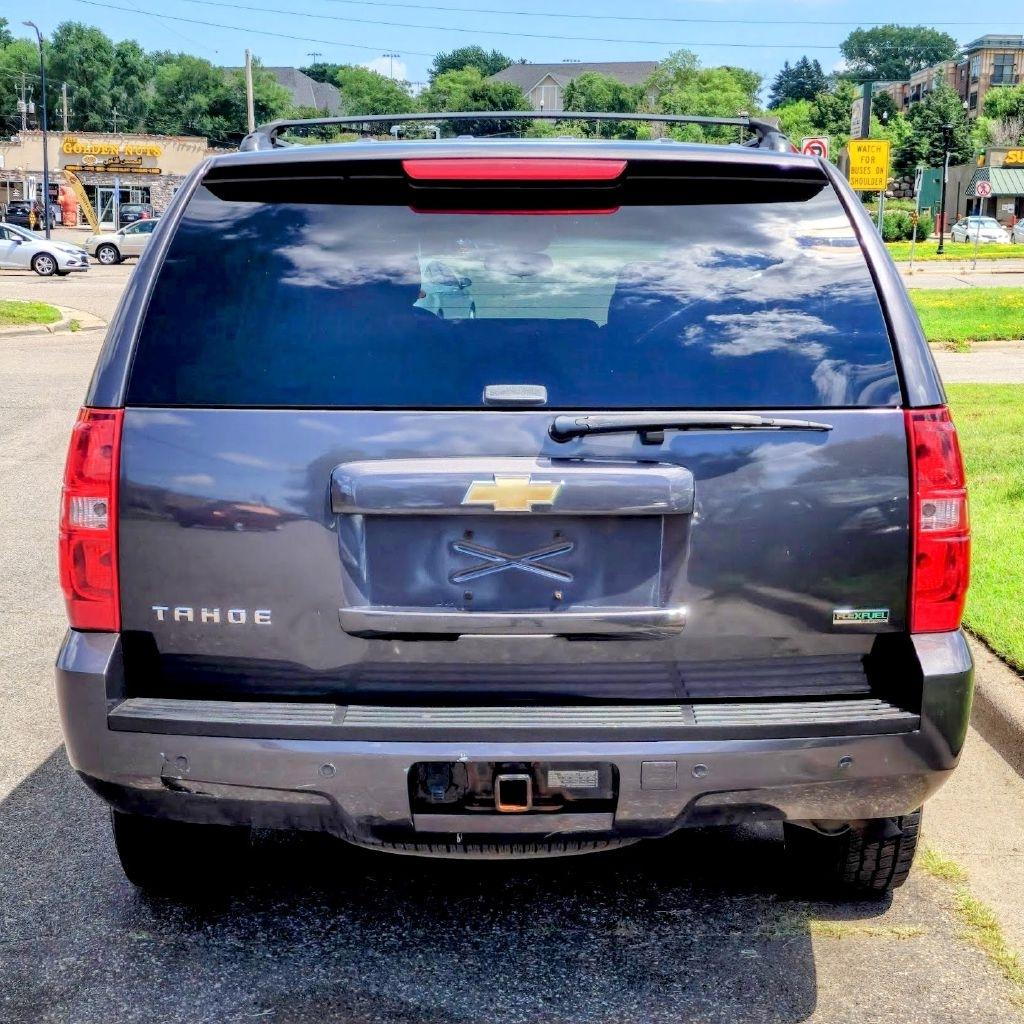 Chevrolet Tahoe  2010