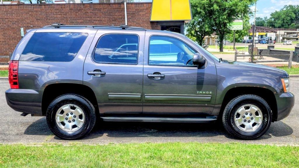 Chevrolet Tahoe  2010
