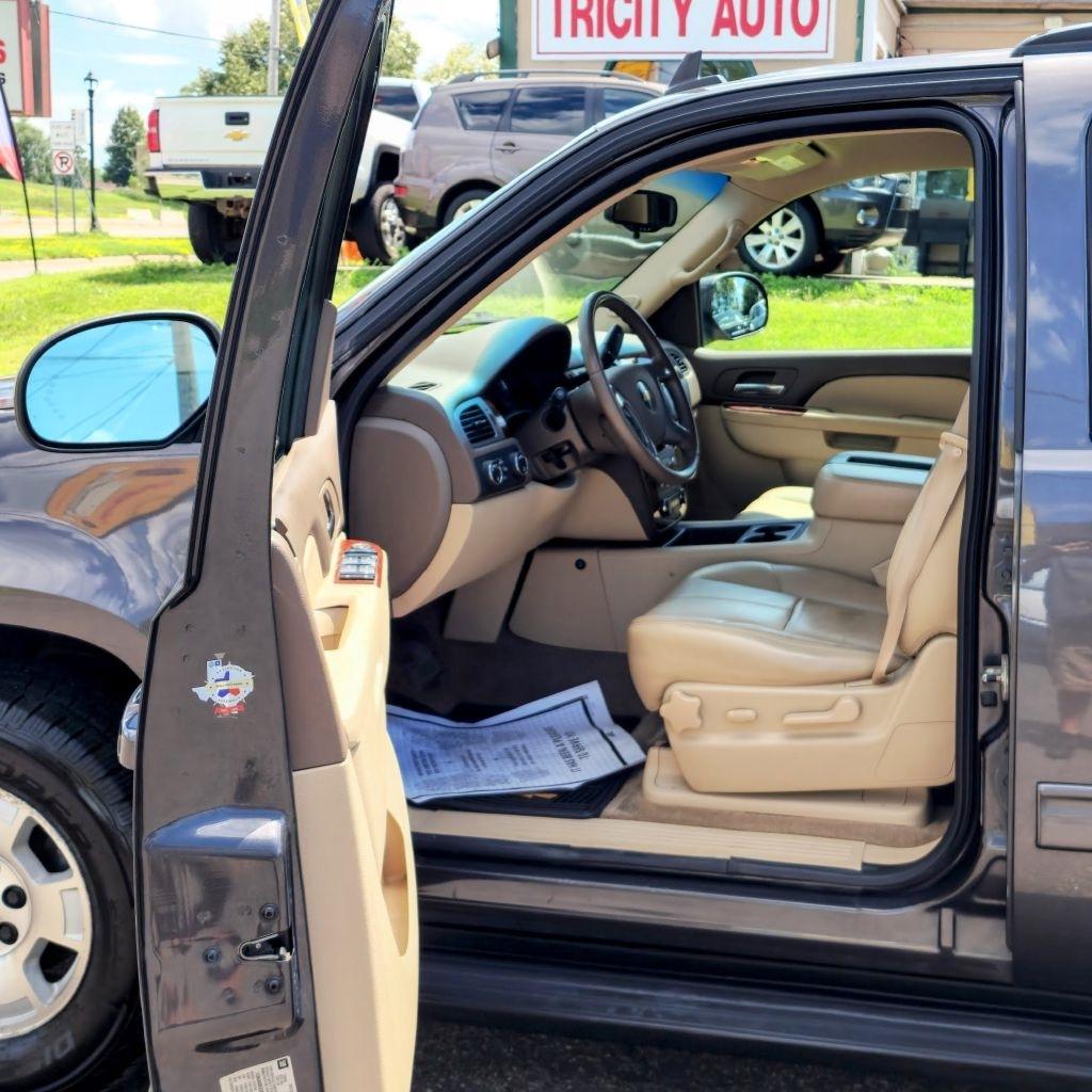 Chevrolet Tahoe  2010