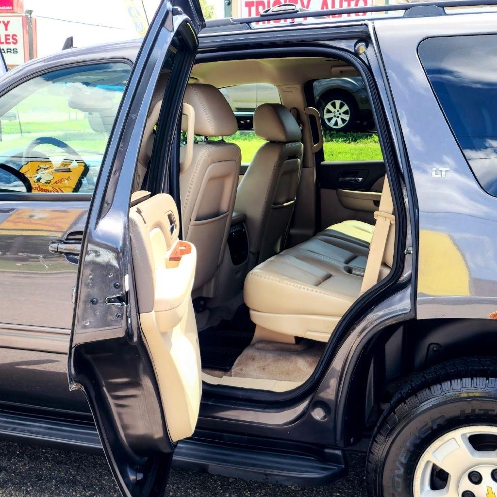 Chevrolet Tahoe  2010