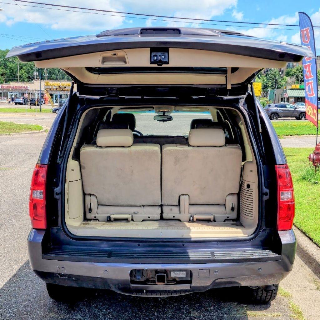 Chevrolet Tahoe  2010