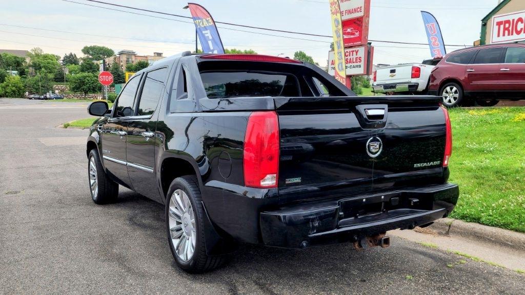 Cadillac Escalade EXT  2011