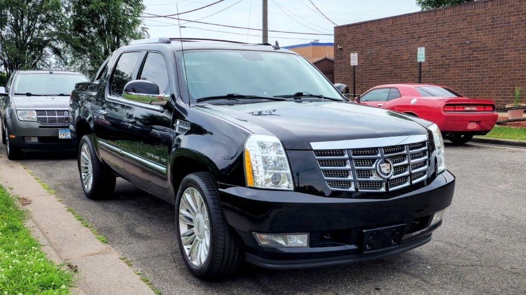 Cadillac Escalade EXT  2011