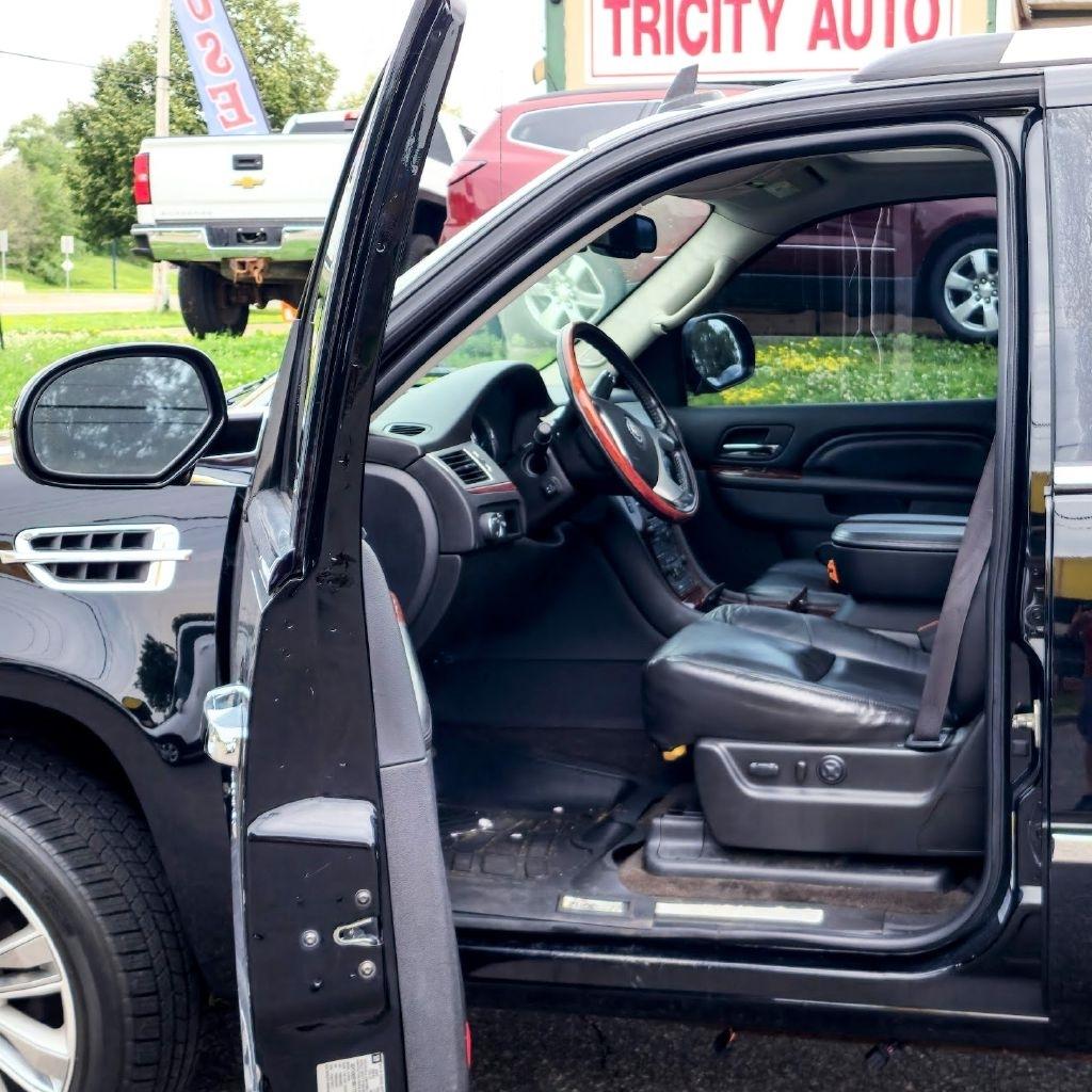 Cadillac Escalade EXT  2011